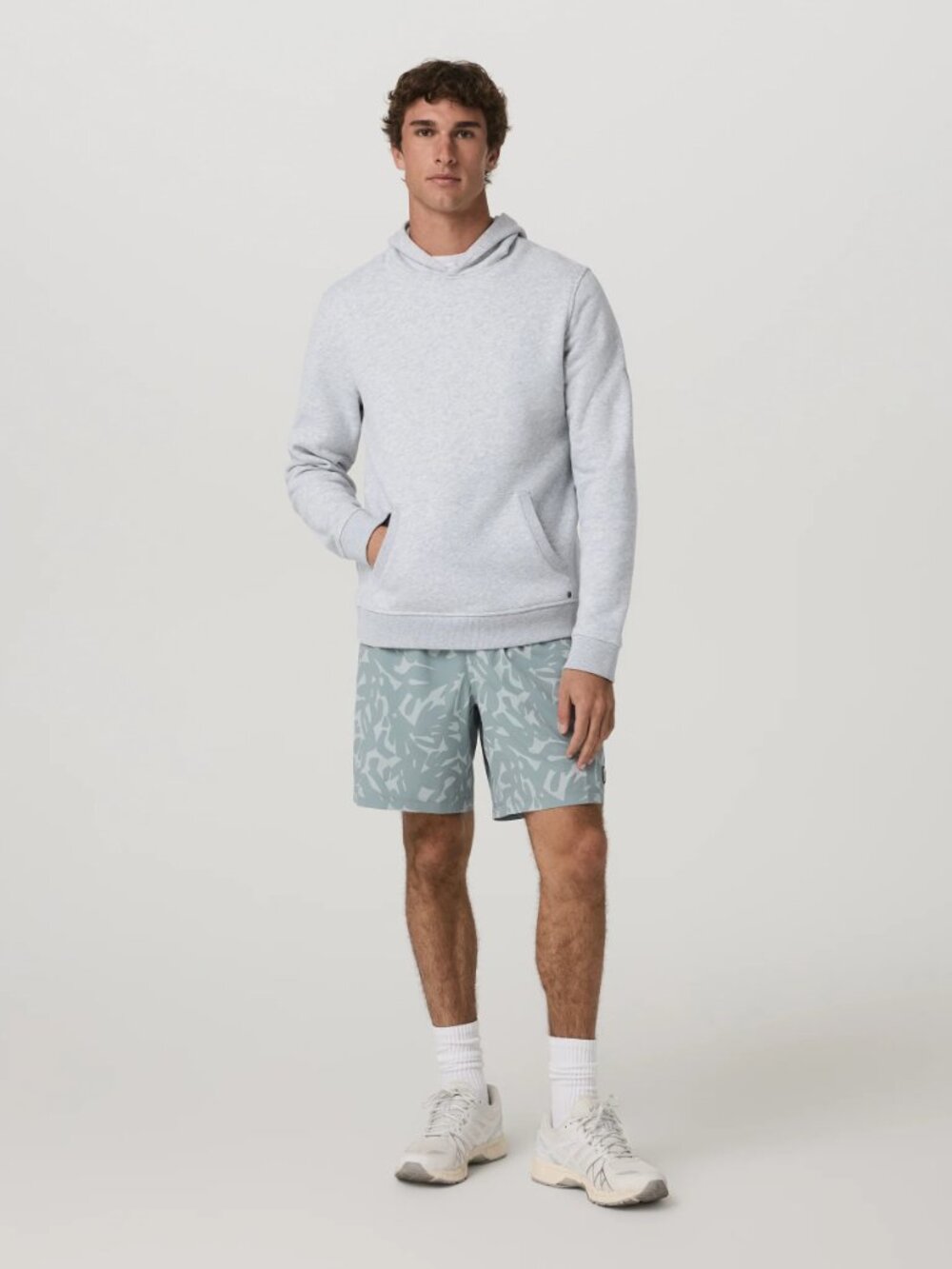 Vuori Men’s Kore 7" Unlined Shorts Blue Haze Juniper Sz XL - NWT - Picture 2 of 15